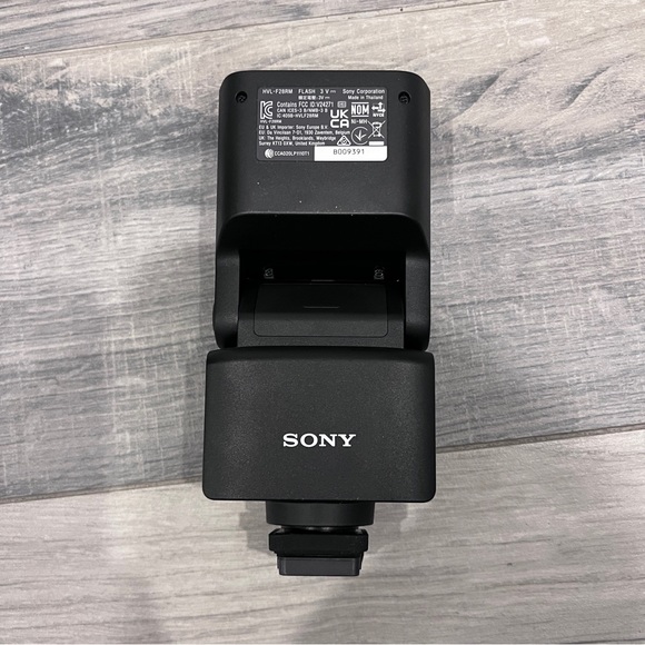SOLD Sony External Flash with Wireless Remote Control, Black (HVL-F28RM) - Picture 4 of 4